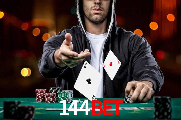 Comparação APP mobile vs versão web da 144bet